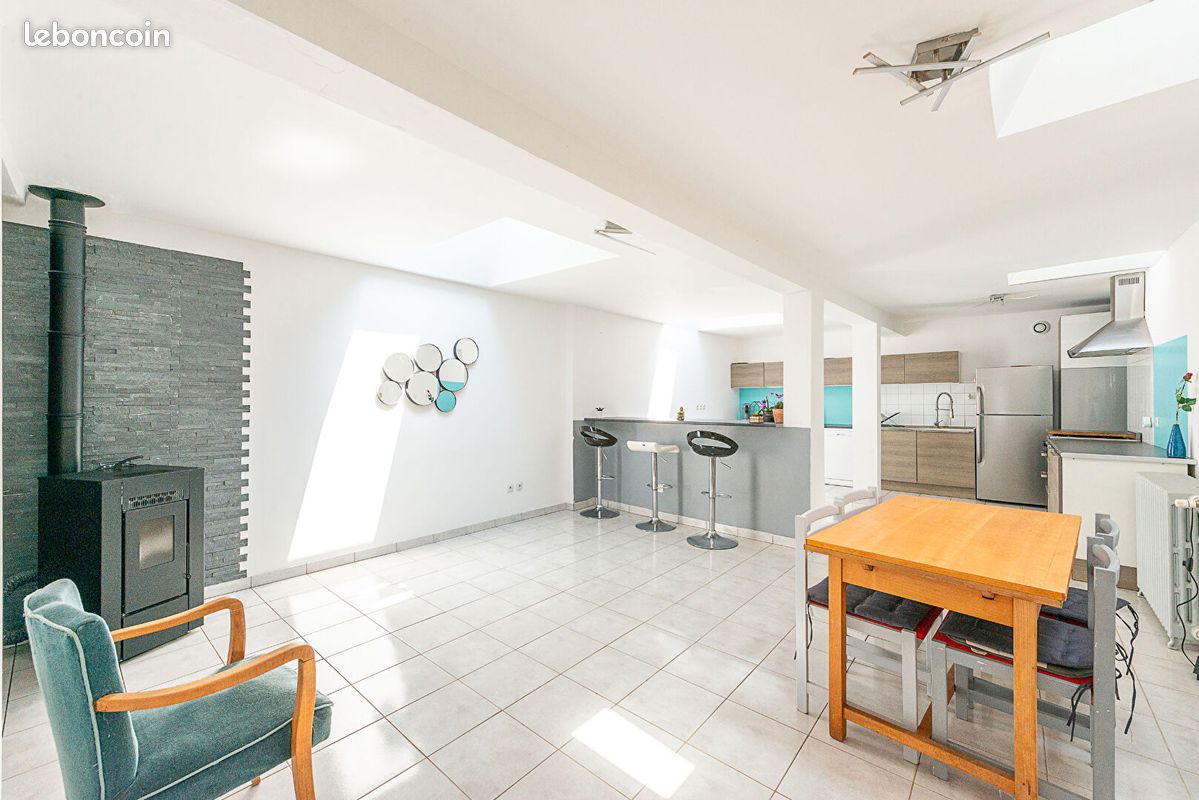 Maison 10 pièces 213 m² · à Saint-Amand-les-Eaux · 213 m² · 399 000 €