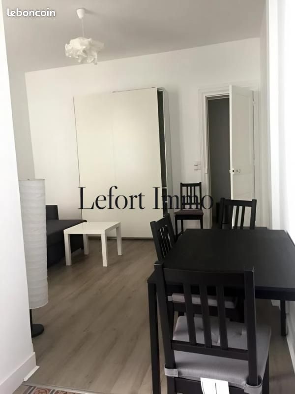 Appartement 1 pièce 27 m² · à Paris · 27 m² · 867 €/mois