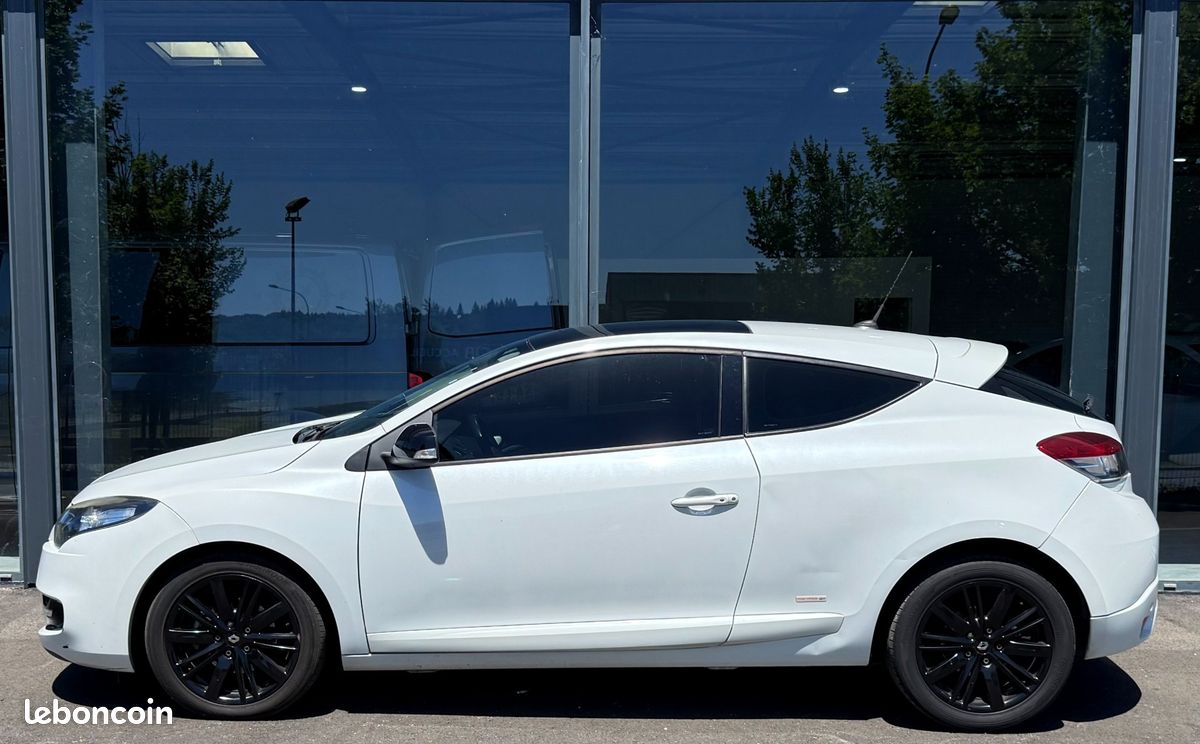 Renault Mégane COUPE 1.6 DCI 130 ENERGY INTENS Monaco GP (image 8)