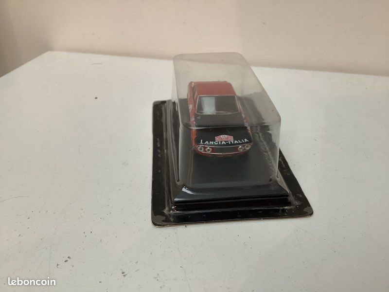 Miniature Lancia Fulvia HF 1972 Munari échelle 1/43 Neuve IXO