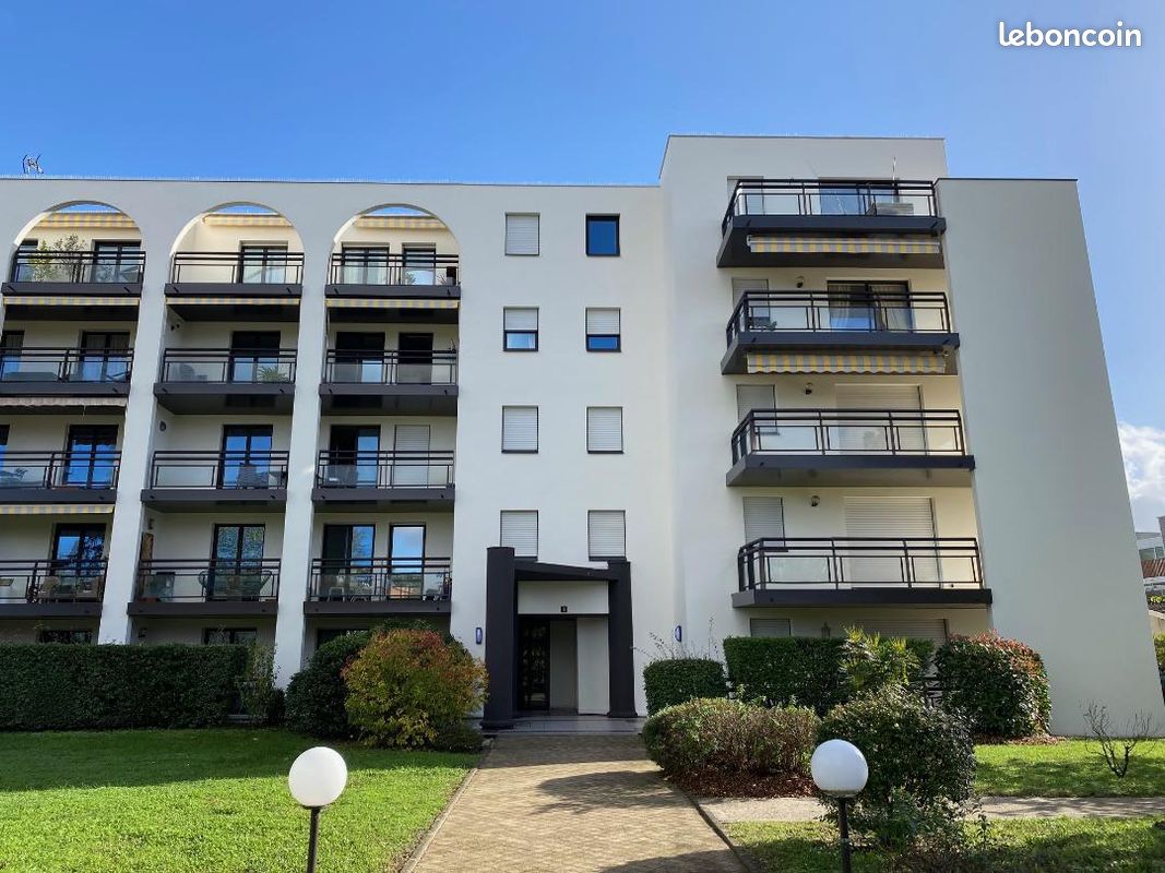 Appartement 3 pièces 80 m² · à Bordeaux · 80 m² · 1 000 €/mois