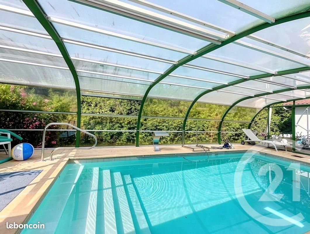 Maison 6 pièces 207 m² · à Montauban · 207 m² · 317 000 €