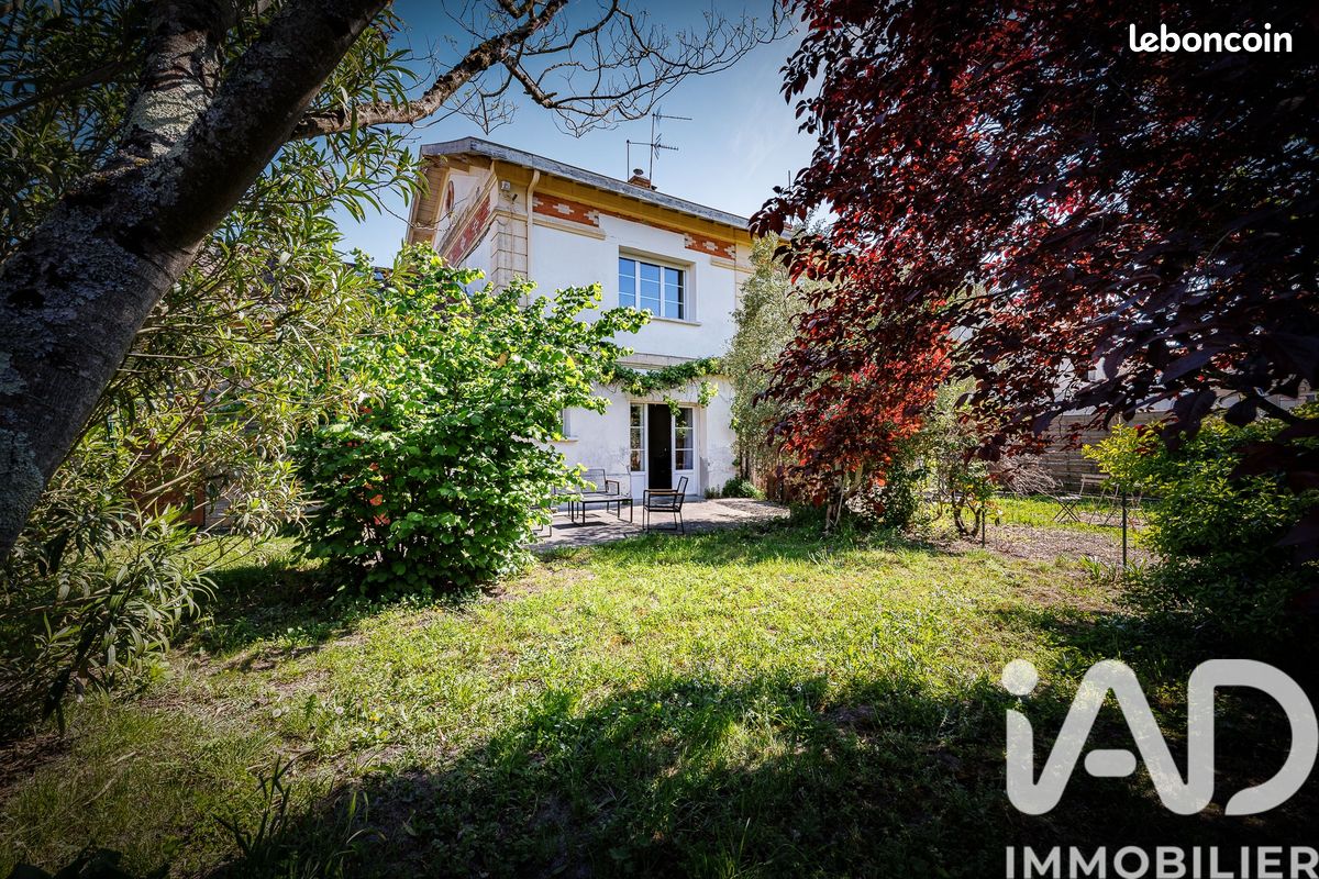 Maison 6 pièces 118 m² · à Blanquefort · 118 m² · 405 000 €