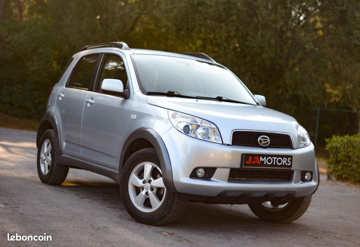 DAIHATSU TERIOS 1.5L 105Cv 4WD 4X4 - BLOCAGE DE PONT - 64.000KM (image 1)