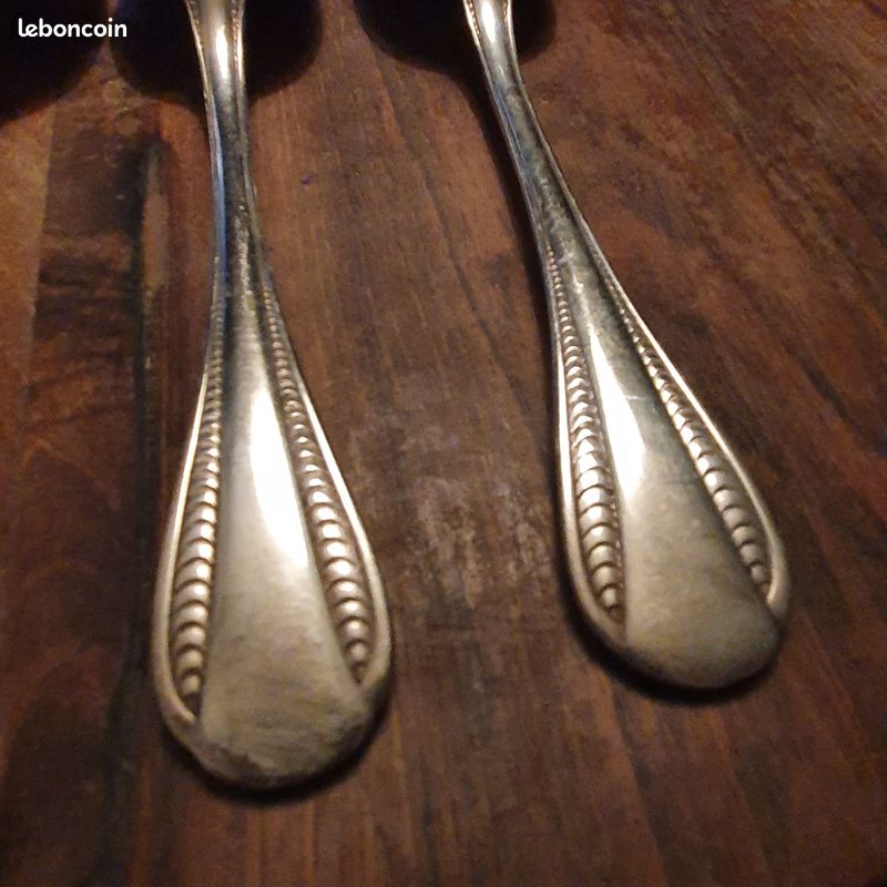 Orbrille, écrin de 12 petites cuillères en métal argenté modèle filet