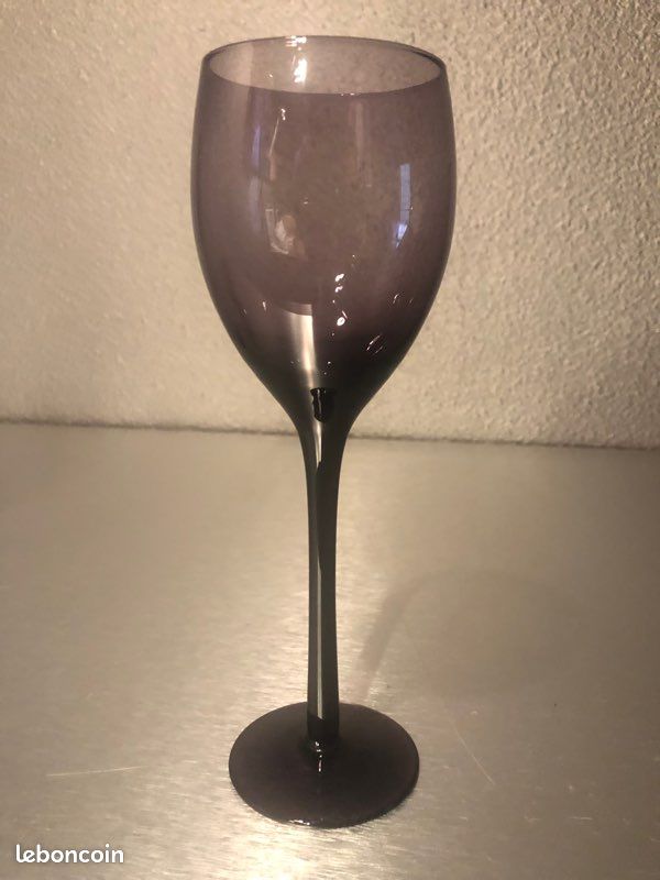 Service complet de verres à eau, vin et champagne couleur Violet (image 5)