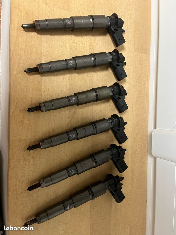 Injecteur neuf bmw 335D (image 1)