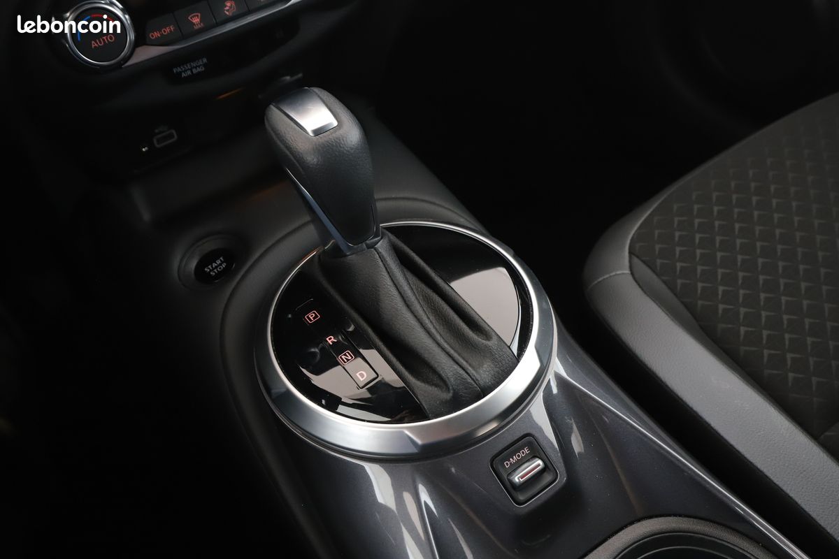 Nissan Juke 1.6 Hybrid N-Connecta 143 ch (image 21)