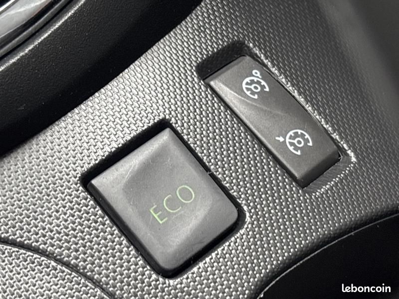 Renault Captur 1.5 dCi 90ch Stop&Start energy Intens eco² (image 18)