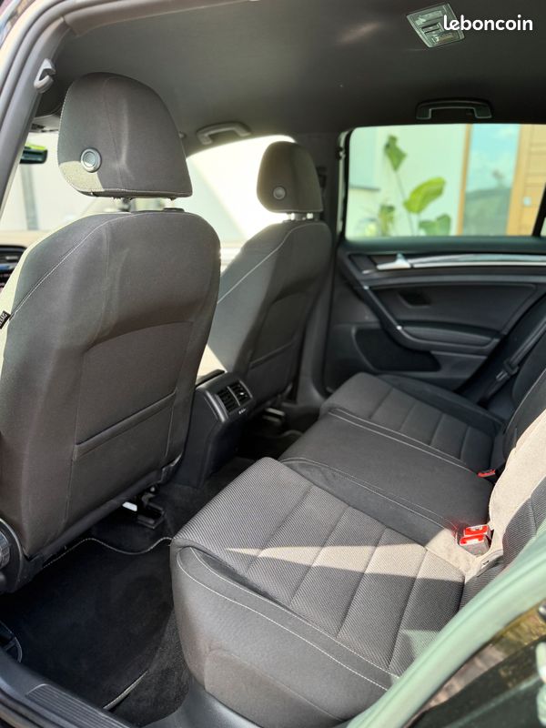 VOLKSWAGEN GOLF VII 2.0 TSI 310CH R 4MOTION DSG7 5P / Sièges avants chauffants / Carplay / Jantes 19" Pretoria / Entretien complet VW / Garantie 12 mois (image 11)