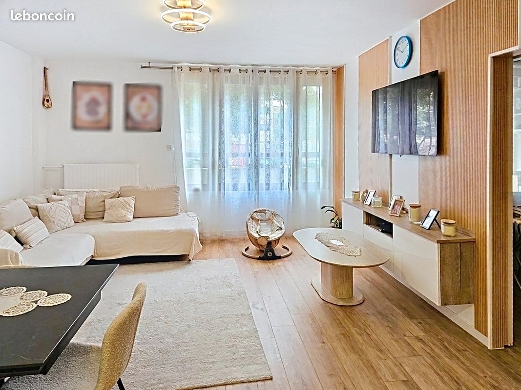 Appartement 4 pièces 87 m² · à Rillieux-la-Pape · 87 m² · 200 000 €