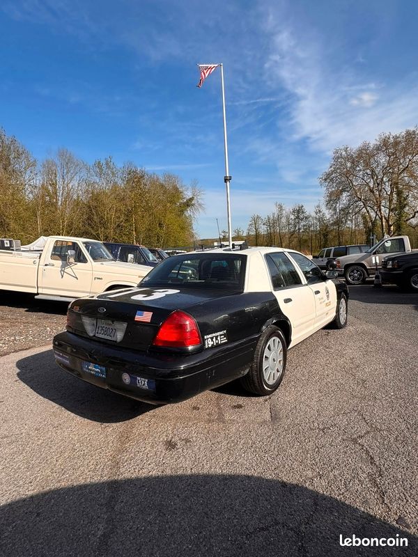 Ford crown victoria 4.6 v8 (image 3)