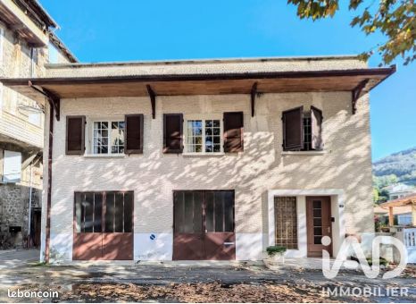 Maison 7 pièces 164 m² · à Satillieu · 164 m² · 265 000 €
