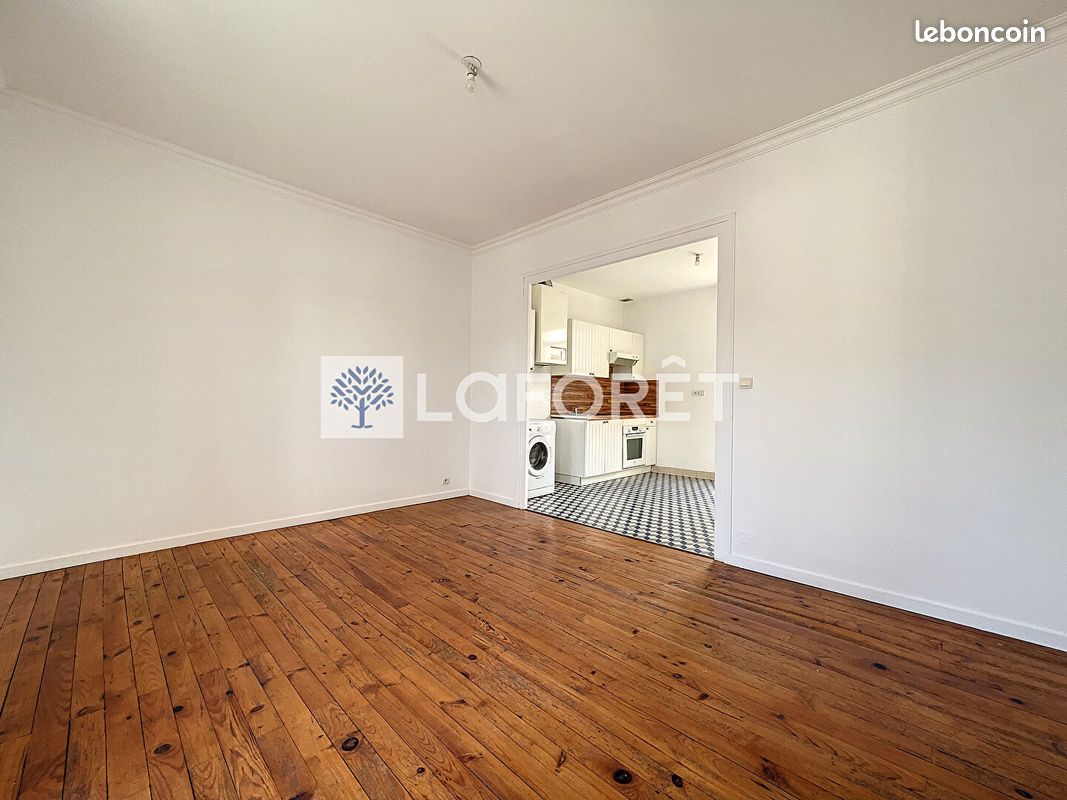Maison de ville 3 pièces 50 m² - Thouars 79100 (image principale 4)