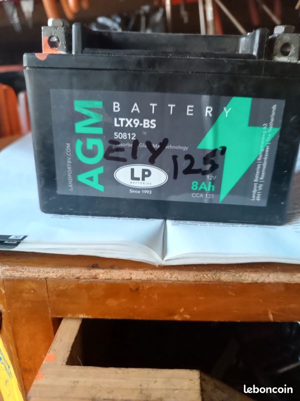 Moteur et pièces elystar 125 injection aucun envoi (image 3)