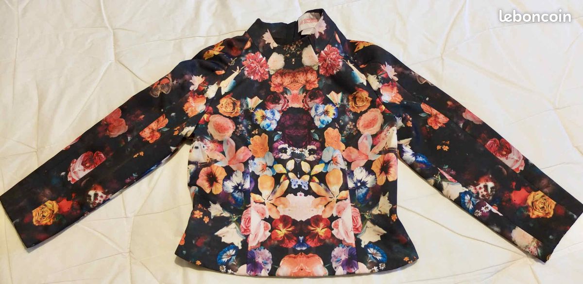 Veste à fleurs (image 1)