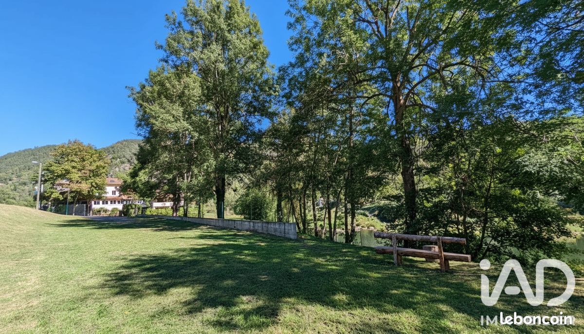 Maison 11 pièces 353 m² · à Saint-Vincent · 353 m² · 160 000 €