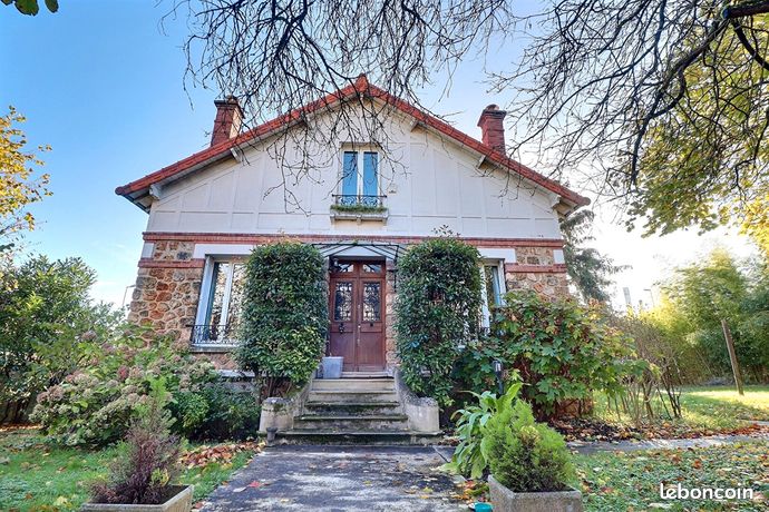 Maison 6 pièces 140 m²