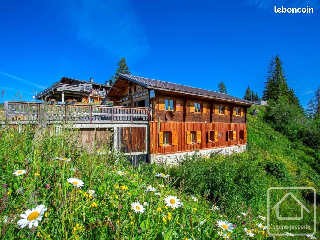 Maison 5 pièces 180 m² · à Saint-Jean-d'Aulps · 180 m² · 640 000 €