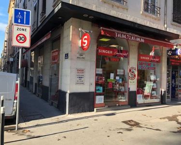 Local commercial 103 m² 
