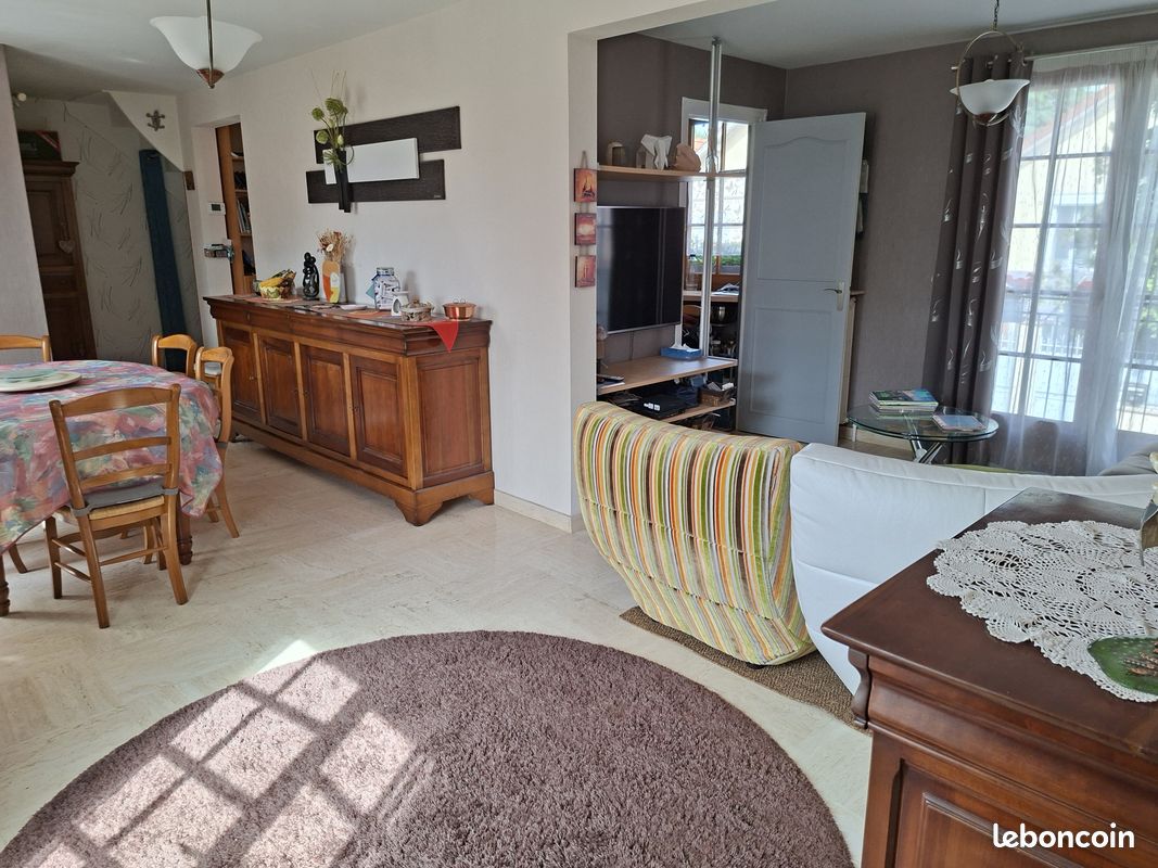 Maison 5 pièces 111 m² · à Versailles · 111 m² · 789 000 €