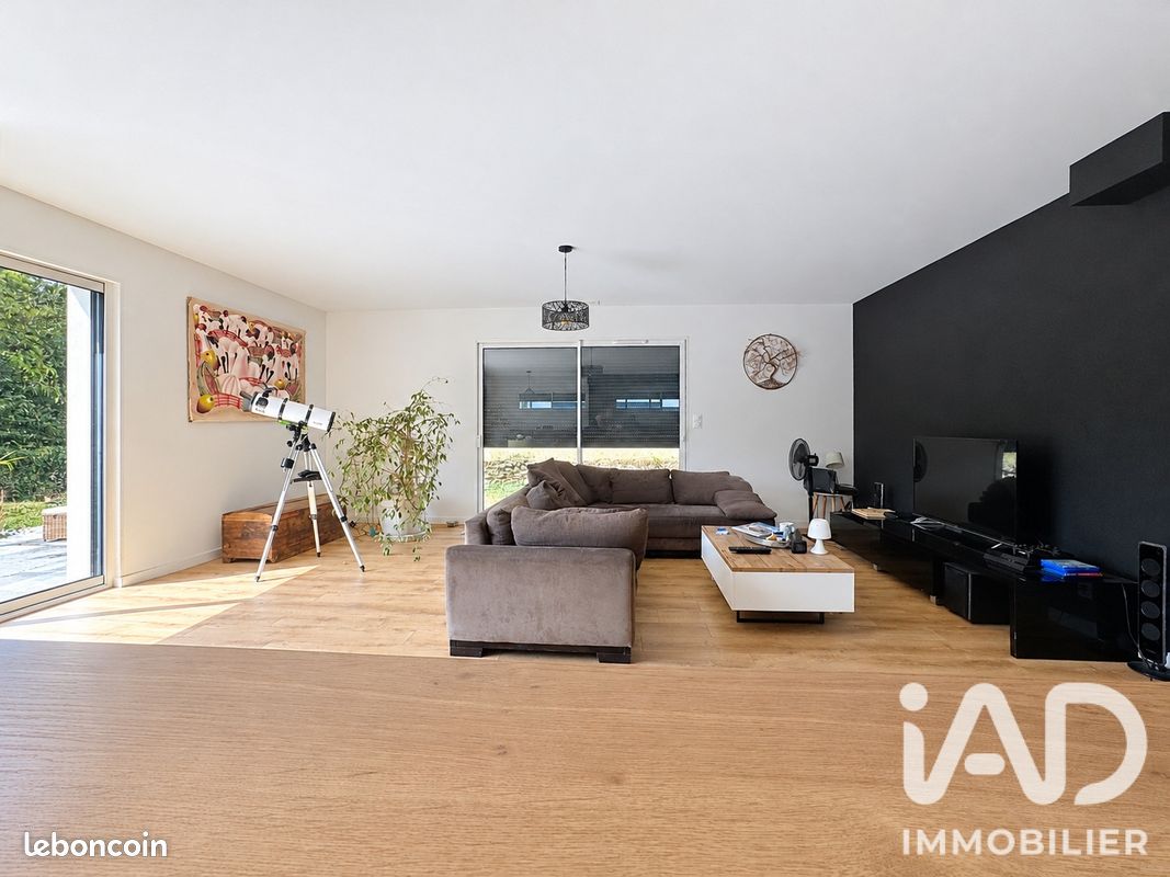 Maison 4 pièces 124 m² · à Rontignon · 124 m² · 395 000 €