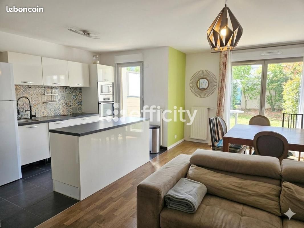 Maison 5 pièces 95 m² · à Saint-Cyr-l'École · 95 m² · 489 900 €