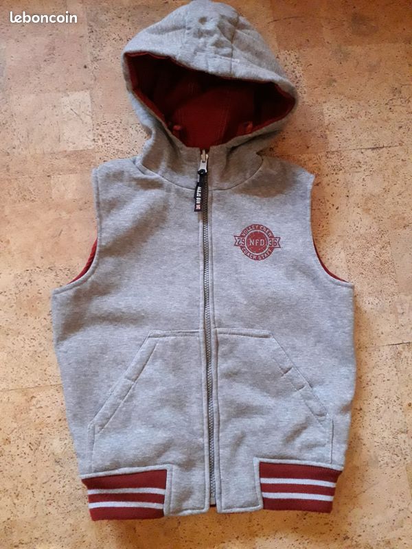 Blouson réversible sans manches (image 2)