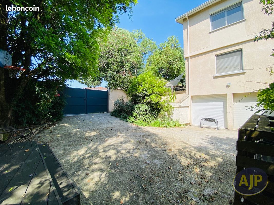 Maison 7 pièces 160 m² · au Bouscat · 160 m² · 600 000 €