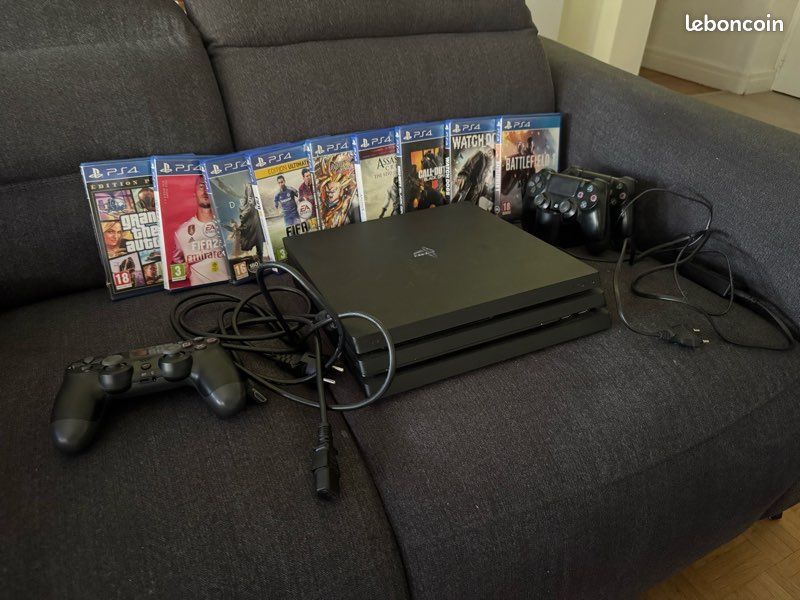 Ps4 pro 1T quasiment neuve (image 1)