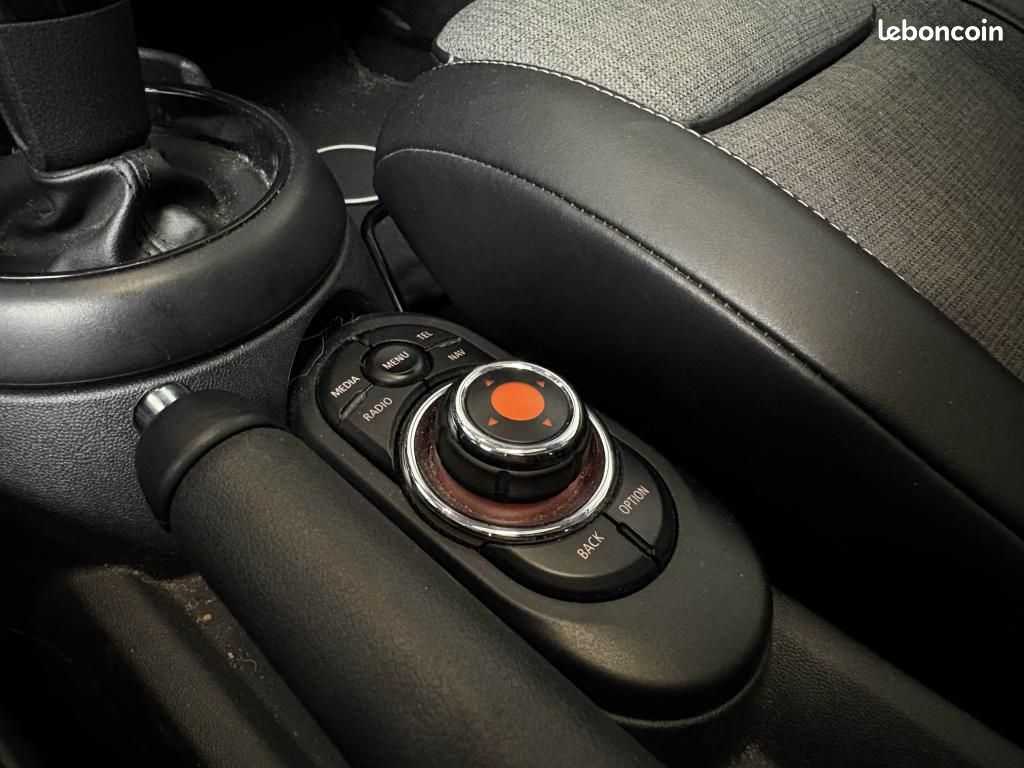 MINI MINI 1.5i - 102 - AUTOMATIQUE - COUPE - TOIT OUVRANT - Edition Spéciale (image 16)