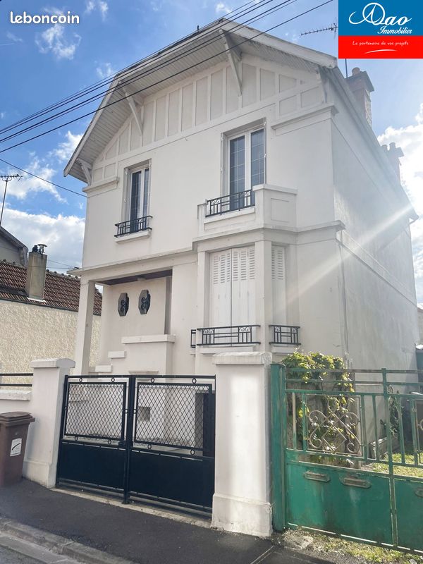 Maison 5 pièces 105 m² · à Sainte-Savine · 105 m² · 245 000 €
