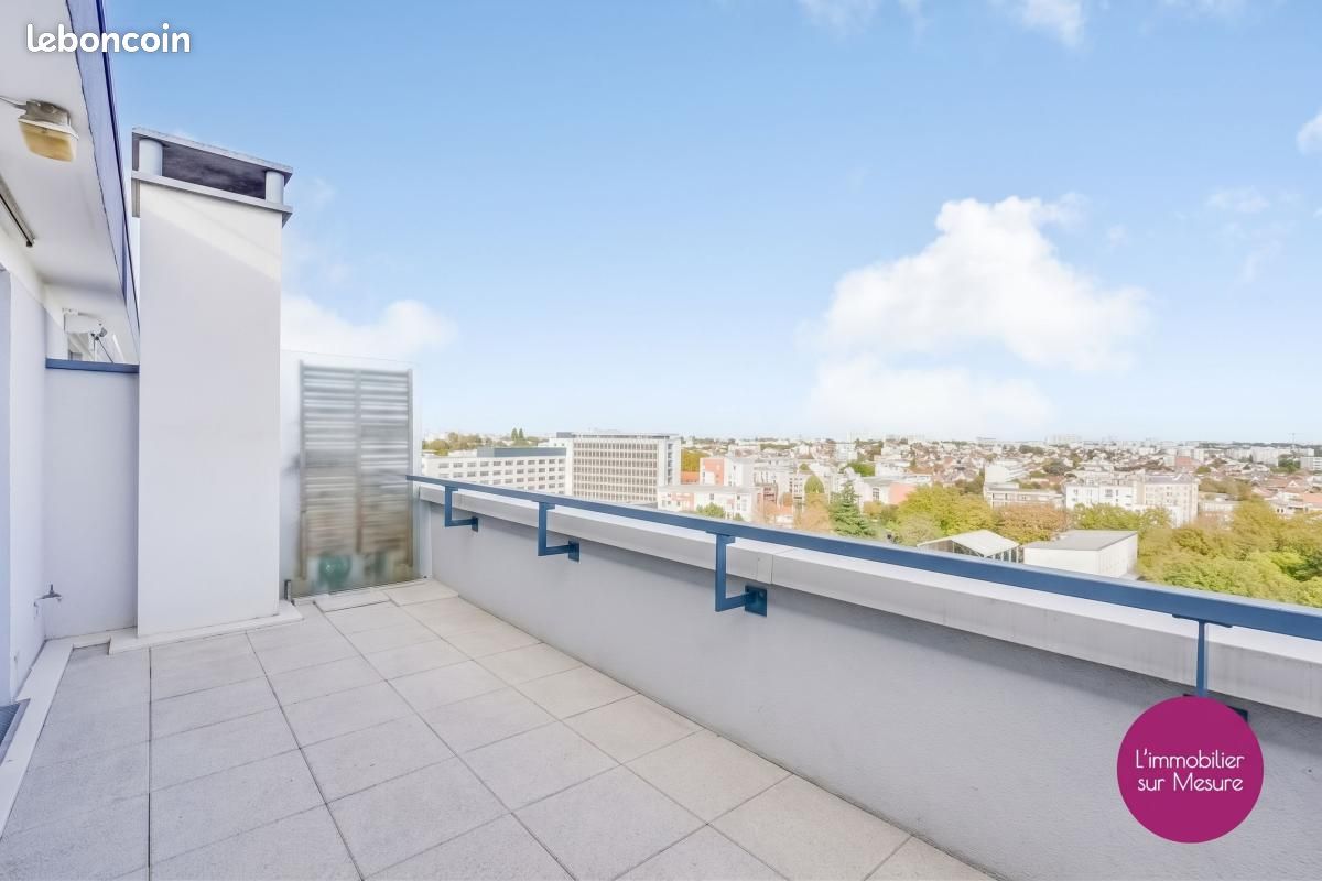 Appartement 5 pièces 130 m² · à Montreuil · 130 m² · 350 000 €