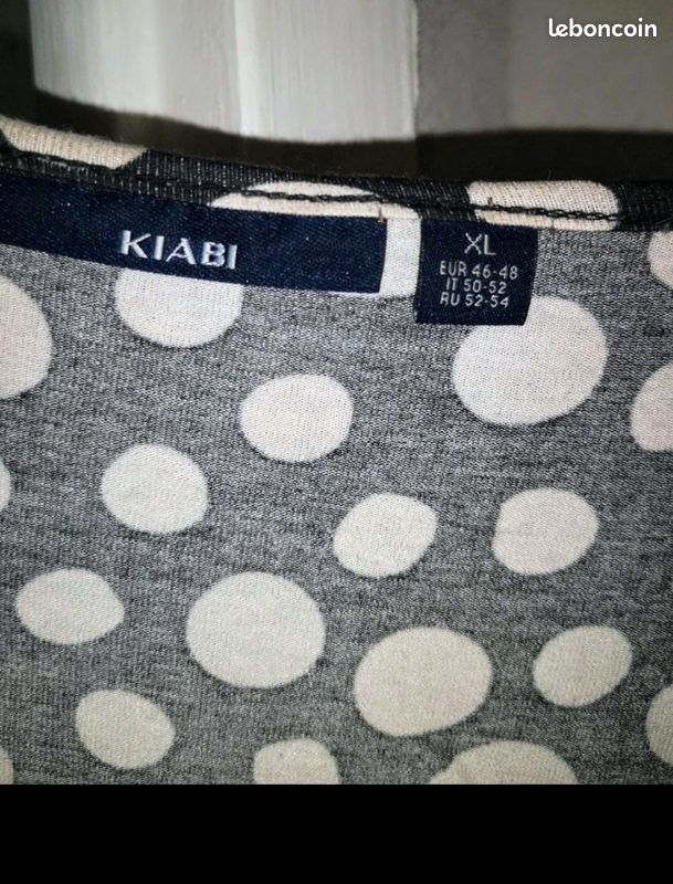 Tunique Noire Kiabi - Taille XL (46-48) - Occasion Très Bon état