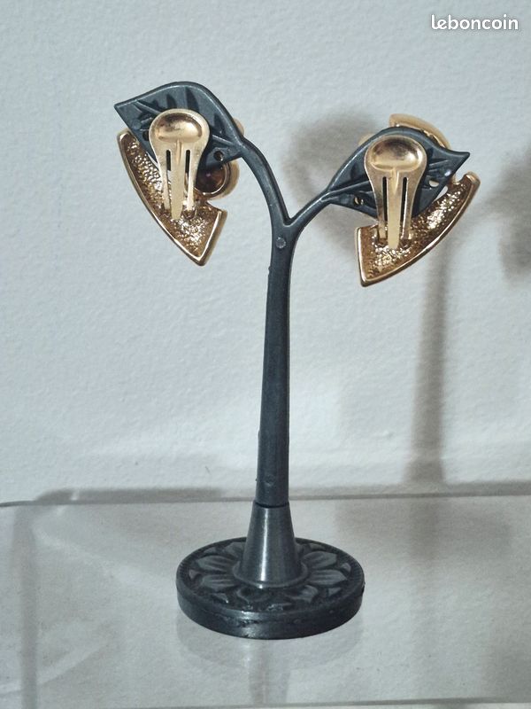 Vintage boucles d'oreilles clips metal dore strass (image 3)