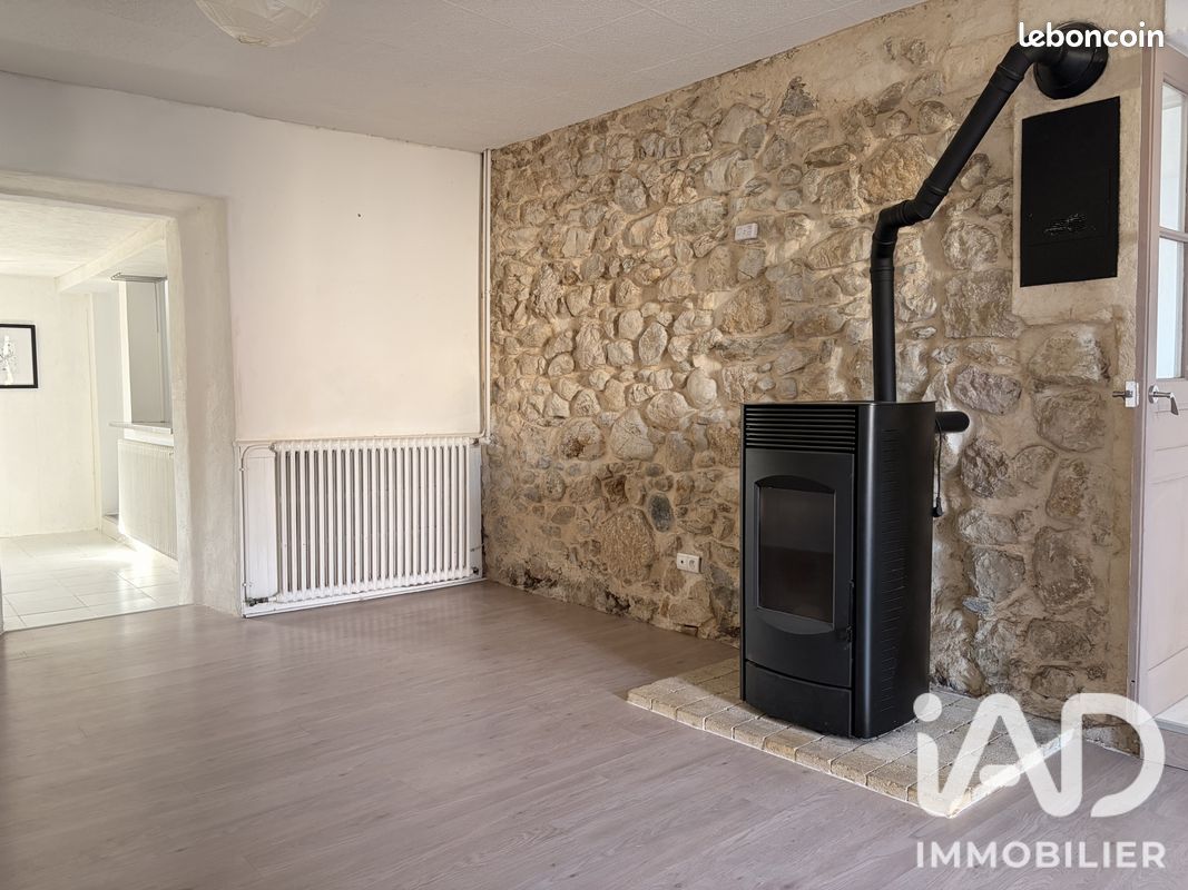 Maison 5 pièces 150 m² · à Saint-Genix-les-Villages · 150 m² · 229 000 €
