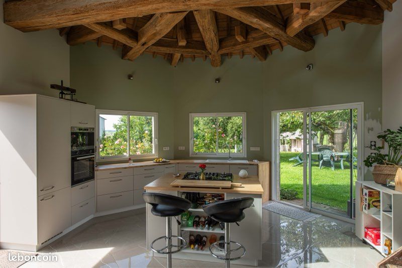 Maison 5 pièces 156 m² · à Champlost · 156 m² · 238 000 €
