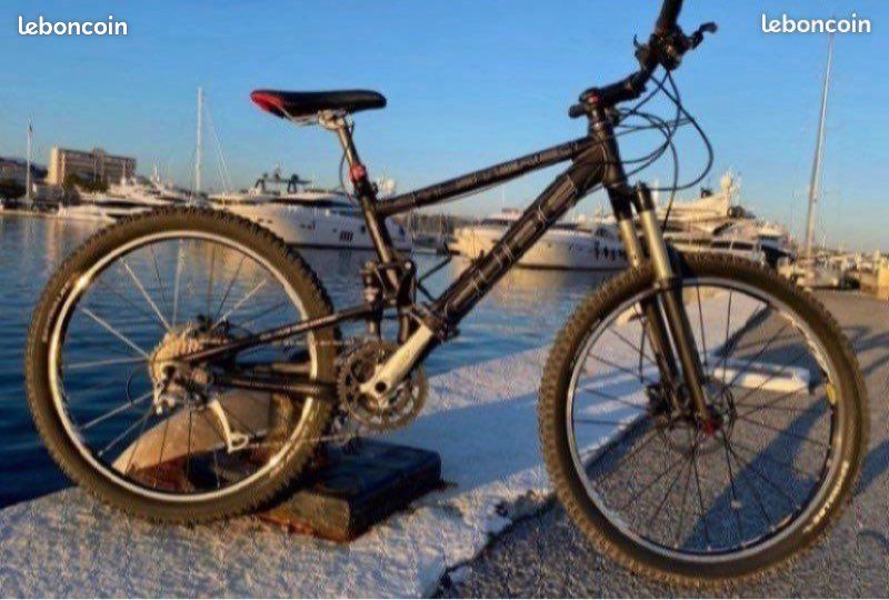 VTT cube stéréo 26 " (image 3)