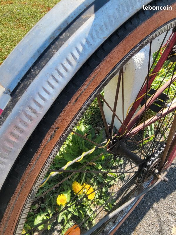 Très ancien vélo vintage marque LE FAUCON ( produit des années 60/70 à Marc-en -Baroeul) (image 4)