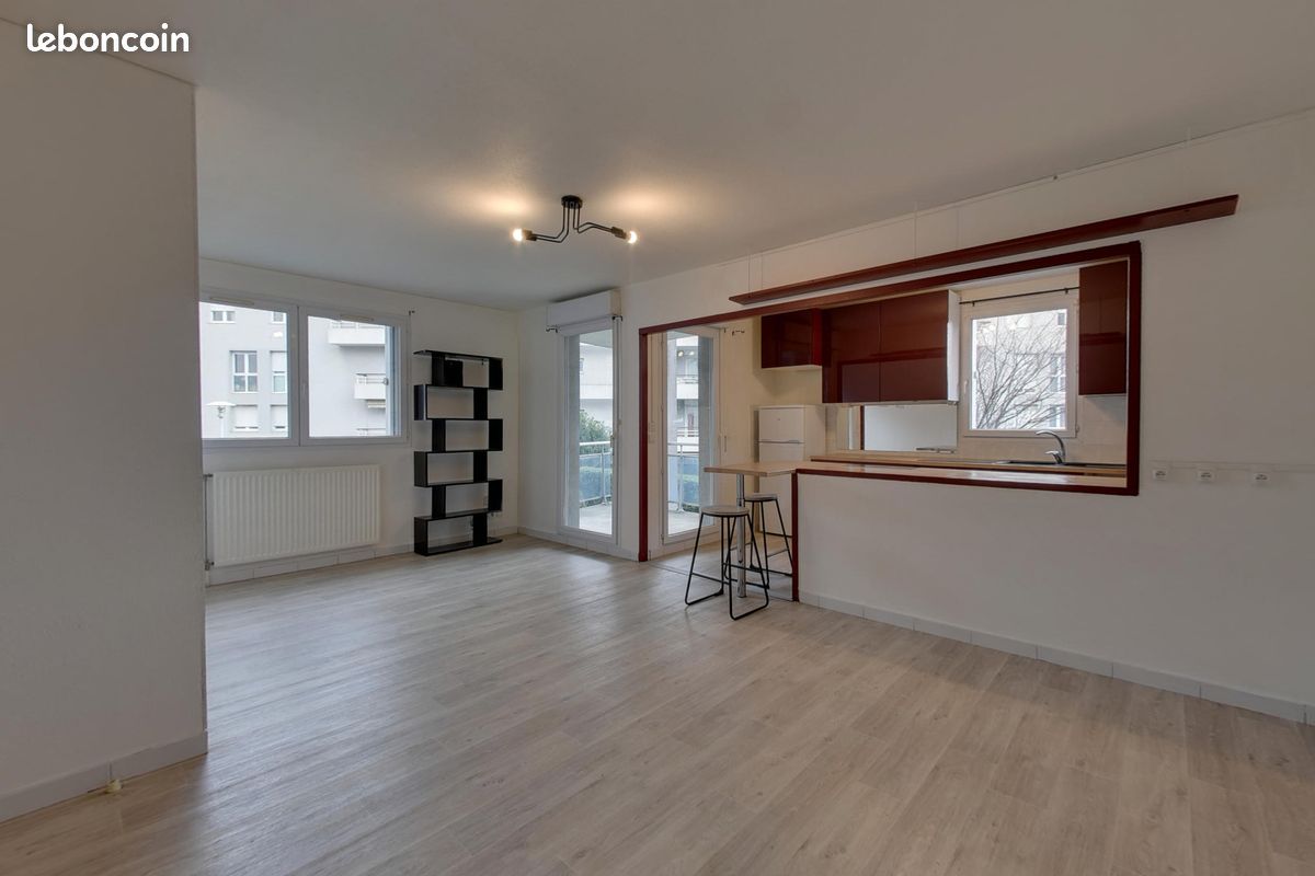 Appartement 2 pièces 50 m² · à Échirolles · 50 m² · 711 €/mois