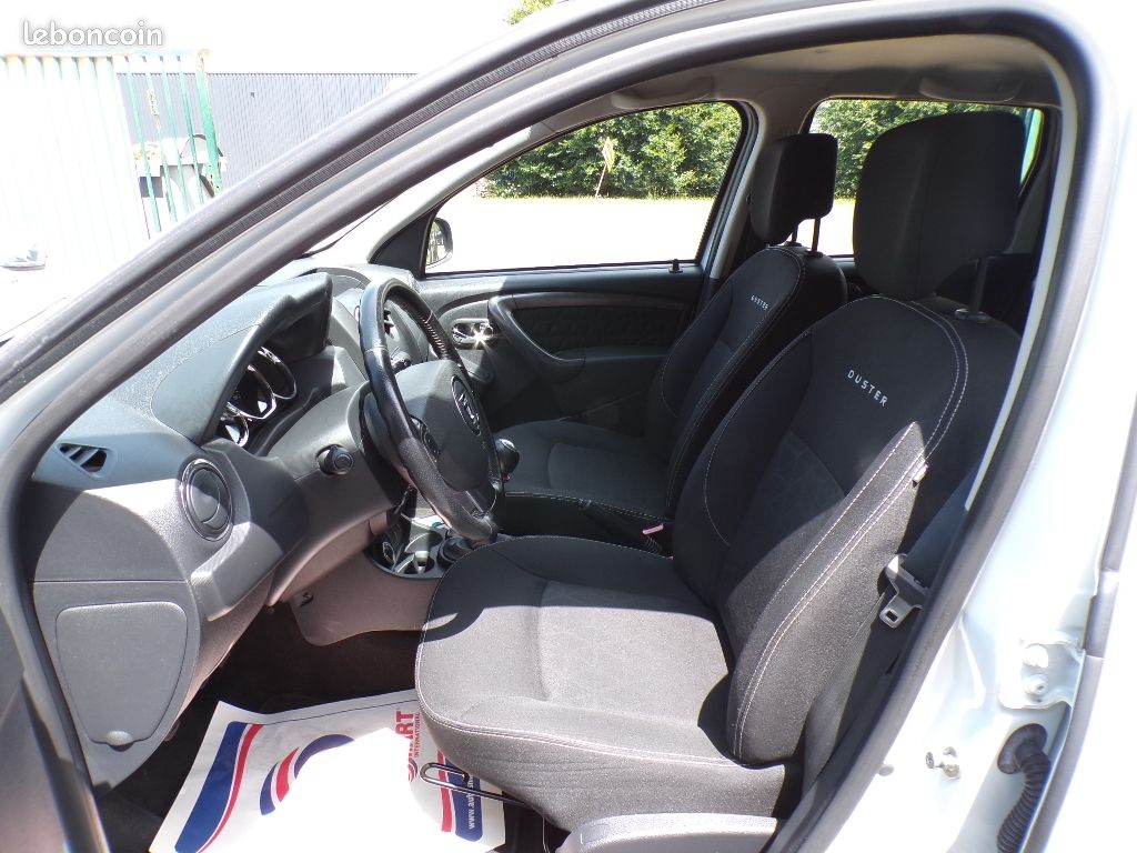 Dacia Duster 1.5 dCi 110 4x4 Prestige (image 8)