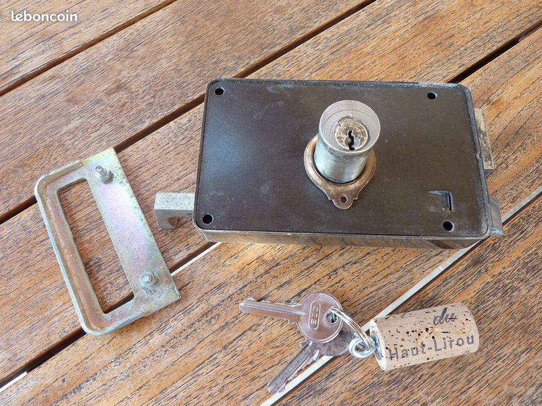 Serrure porte de garage (image 2)