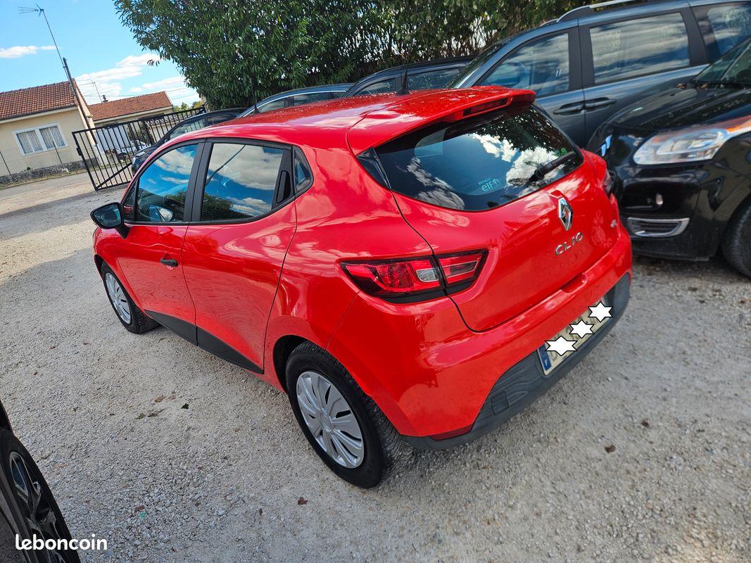 RENAULT Clio IV 1.5 dCi FAP eco2 75 cv ( 151 000 km ) (image 2)
