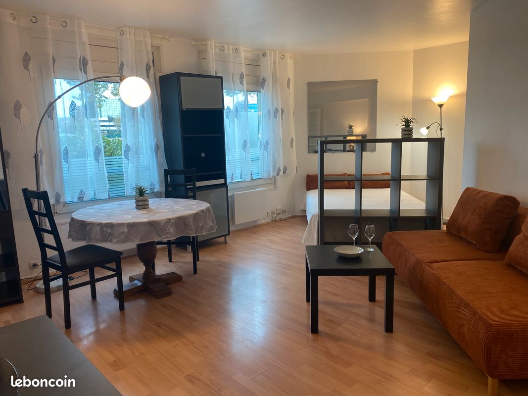 Appartement 1 pièce 33 m² · à Asnières-sur-Seine · 33 m² · 990 €