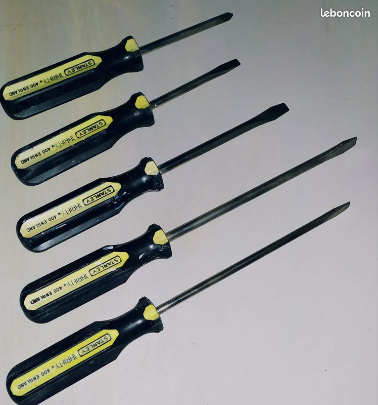 Lot de 5 tournevis STANLEY (image 1)
