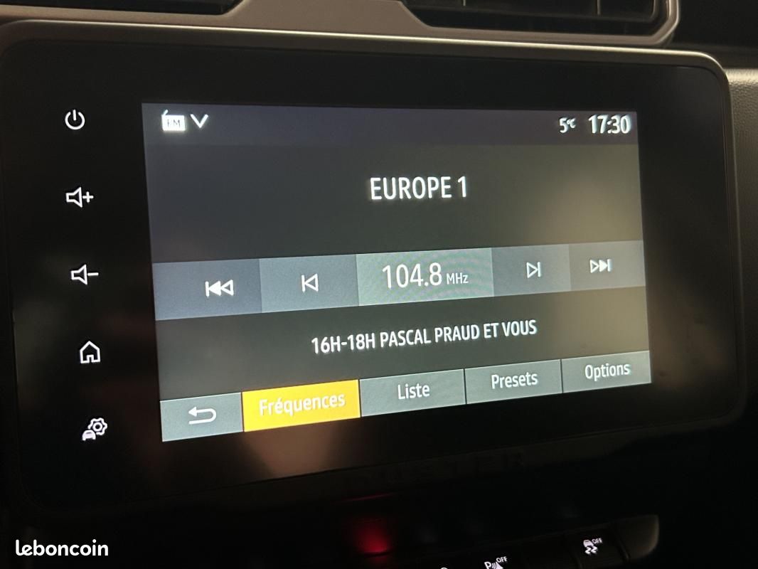 Dacia Duster BluedCi 115 4x4 EXPRESSION *SIEGES CHAUFFANTS + RADAR RECUL (image 19)