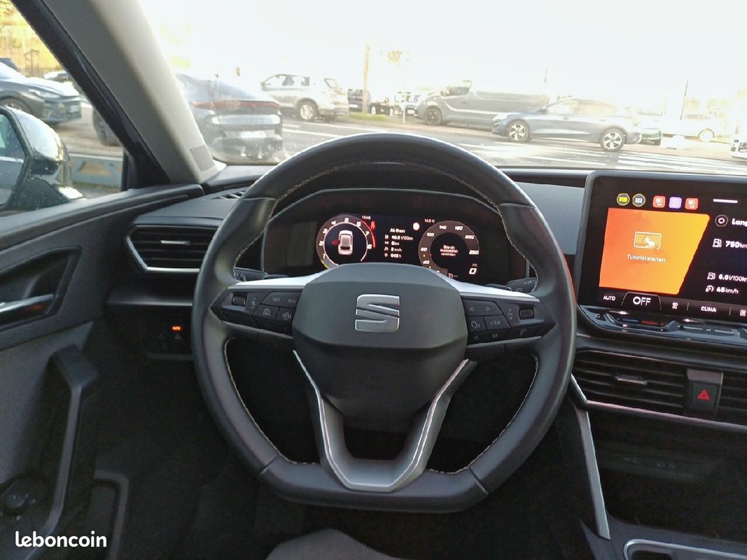 SEAT Leon 1.5 eTSI Hybrid 115 DSG7 Business (image 11)