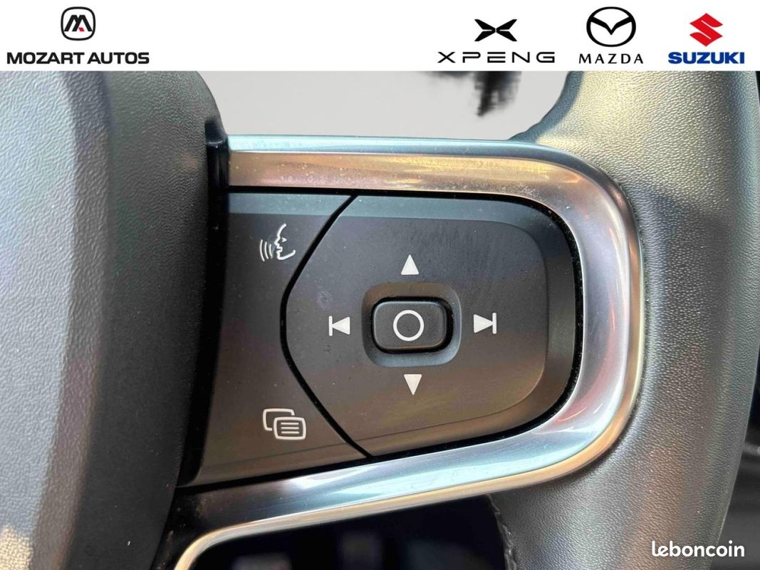 Volvo XC40 T2 129ch Business (image 17)