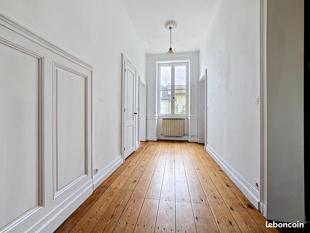 Appartement 7 pièces 220 m² · à Libourne · 220 m² · 325 500 €