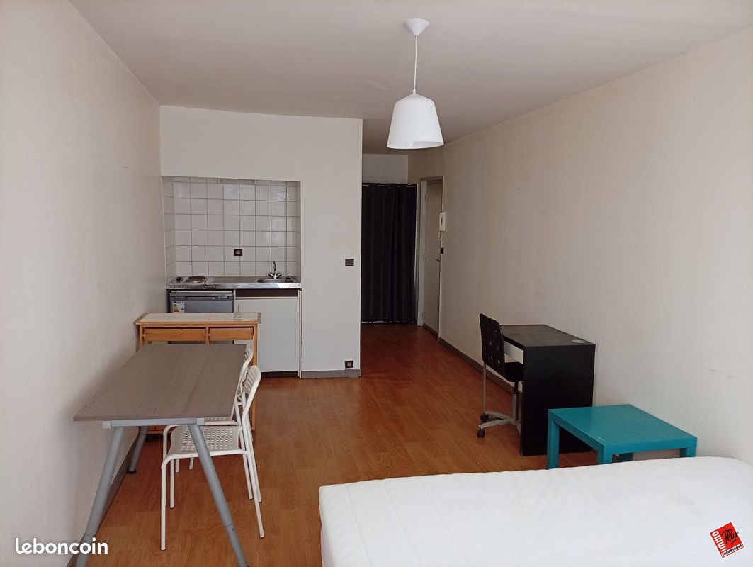 Appartement 1 pièce 27 m² · à Saint-Brieuc · 27 m² · 400 €/mois